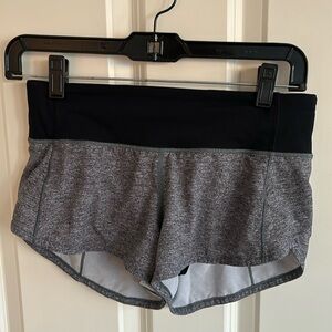 Lululemon Speed Up Short 2.5 sz 2 
Gray/ Heather Lux Multi Black good condition